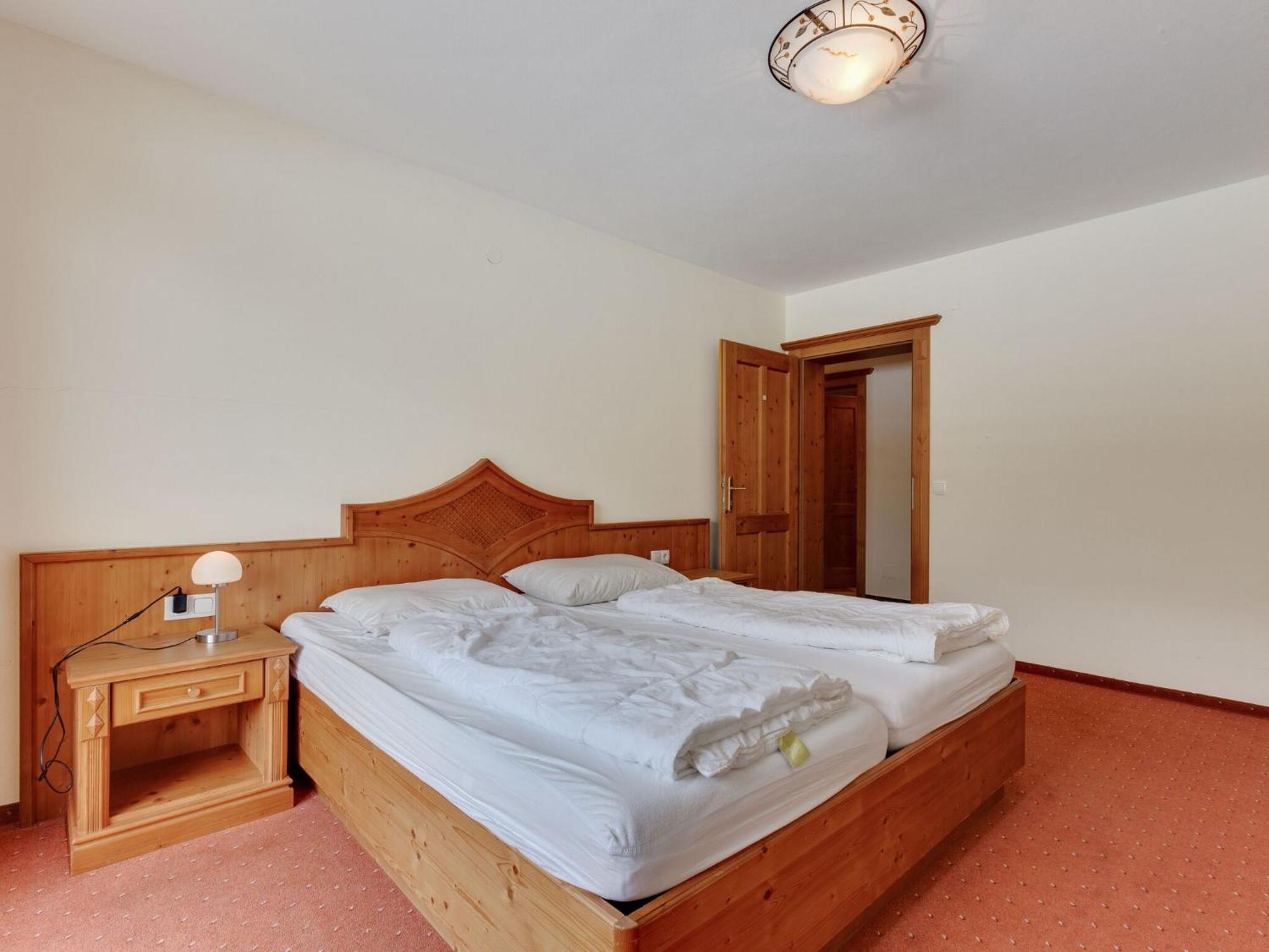Chalet Apartment In Saalbach Hinterglemm Экстерьер фото